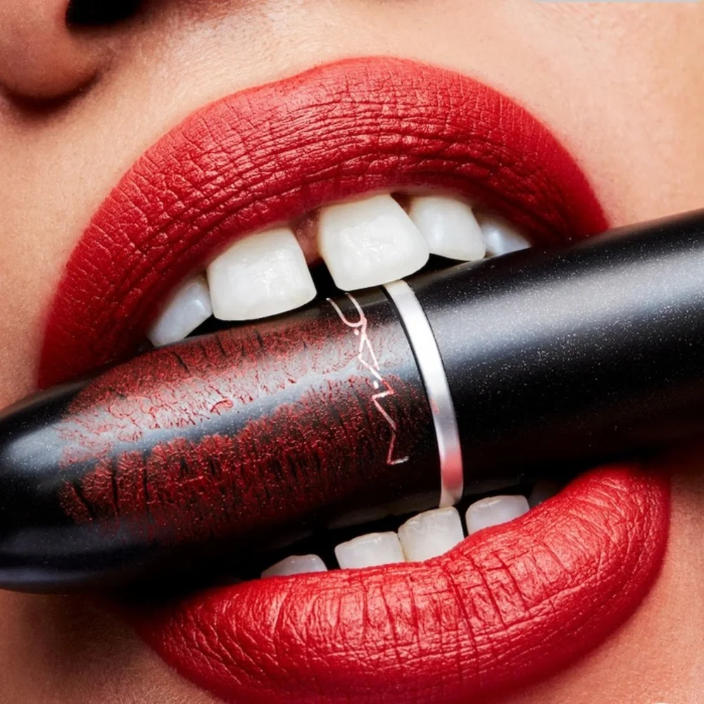 MAC Cosmetics Matte Lipstick Shade Chili 602 Mini Size NIB